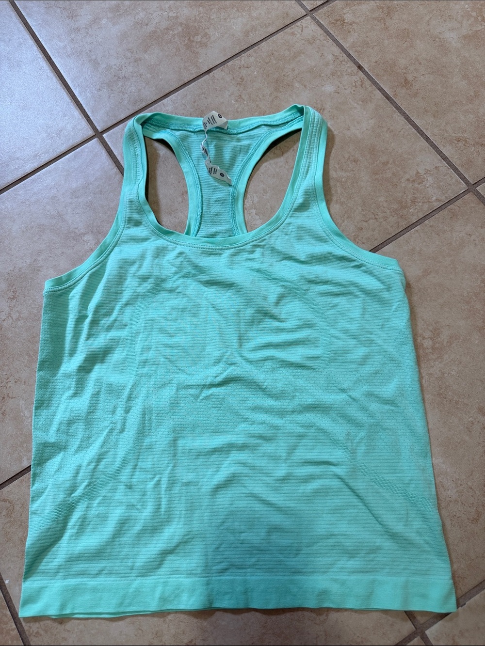 Lululemon swiftly Mint Green Racerback Tank Top size 6